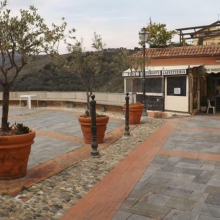 Ca Delle Rondini Villa Civezza Kültér fotó